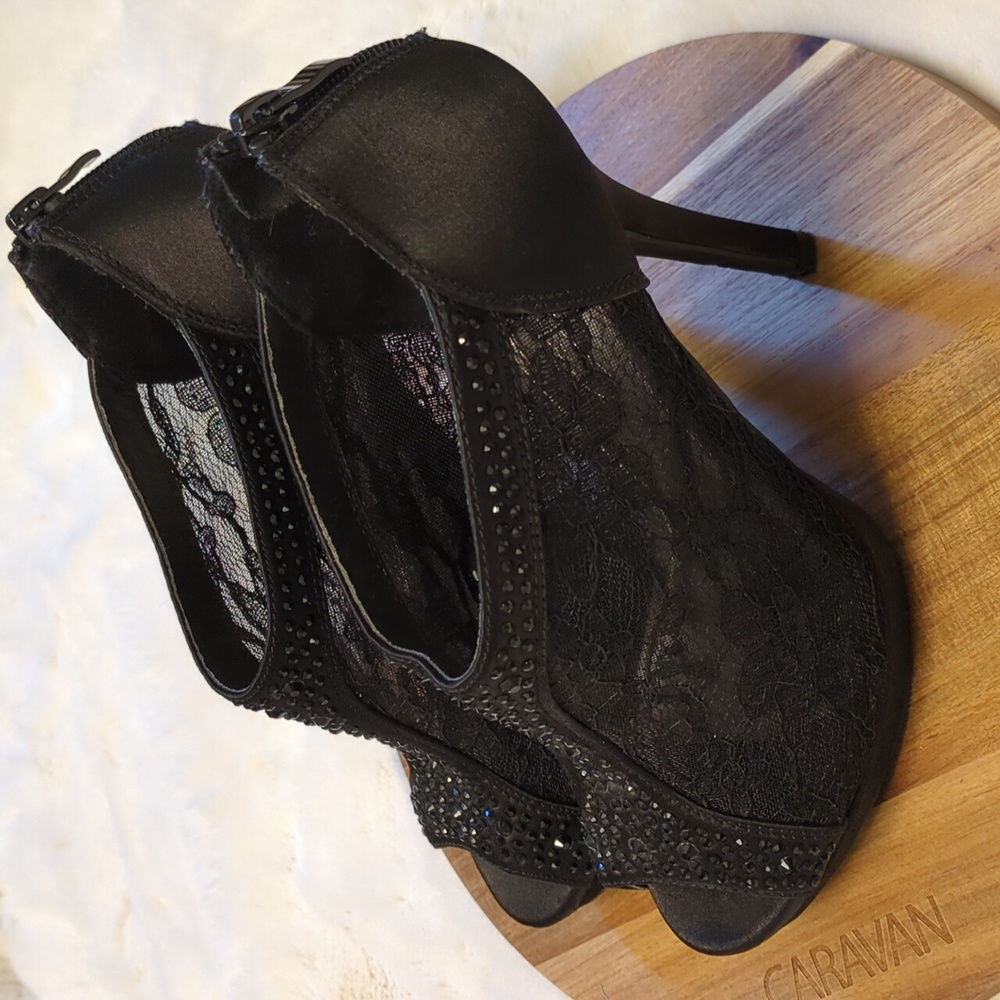 Michael Angelo Heels View 3